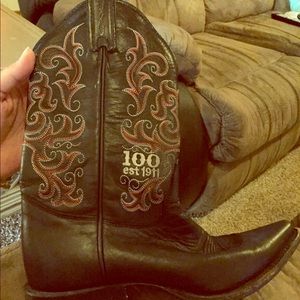 Tony Lama 100% Vaquero boots!